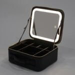 Boite de rangement maquillage avec lampe Led d'éclairage – Image 3