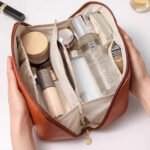 Trousse de maquillage compartimentée en similicuir – Élégance, rangement et praticité – Image 2
