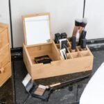 Boite de rangement maquillage en bambou avec miroir... – Image 2